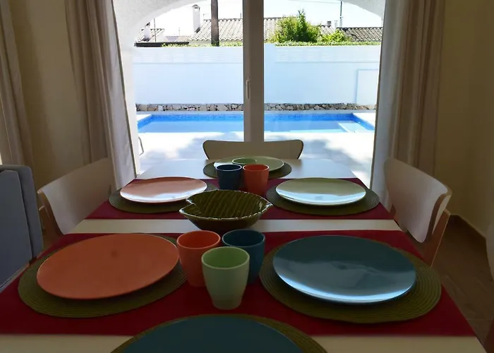 Anacasa Bacalla Piscina Privada Les Marines Ch3200 Holiday home *