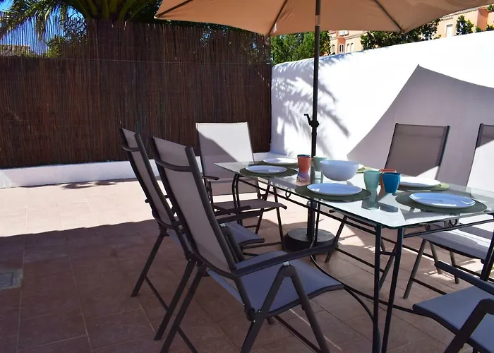 Anacasa Bacalla Piscina Privada Les Marines Ch3200 Holiday home *